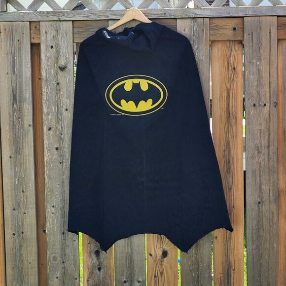 FUN ATICS VINTAGE BATMAN CAPE HALLOWEEN COSTUME Size Medium 10-12 1984 - Picture 2 of 9
